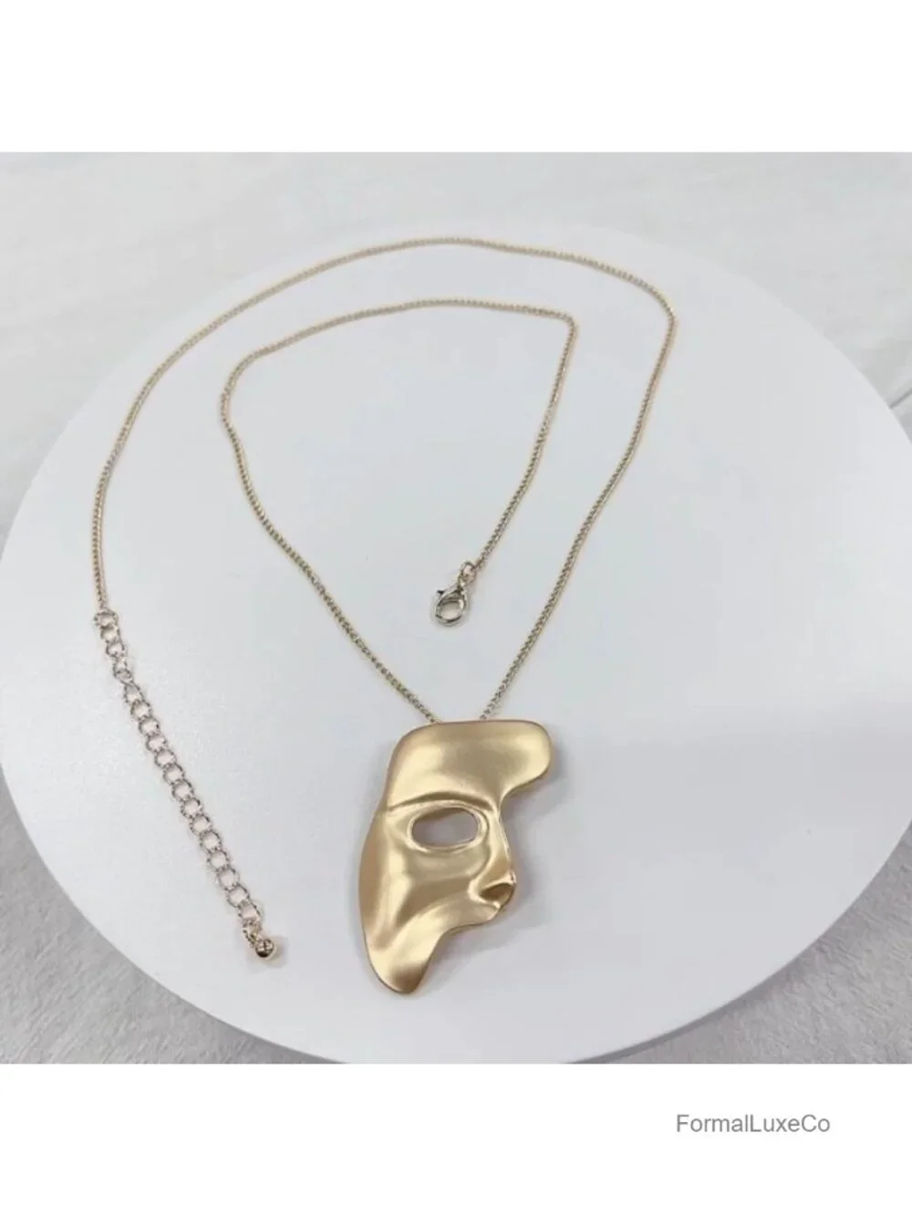 Statement Human Face Pendant Necklace Removable Brooch Pin Opera Mask Punk